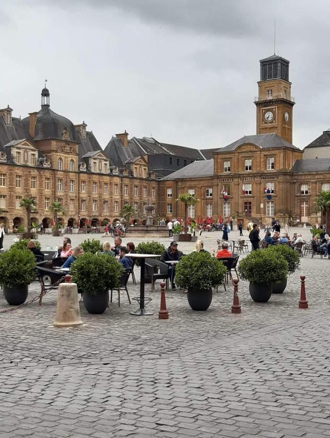 Appartamento Bulle D'Ardenne Charleville-Mézières Esterno foto